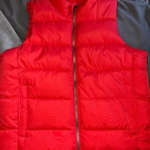 Gap Red& Tan/Blue Puffer Vest boys size Med